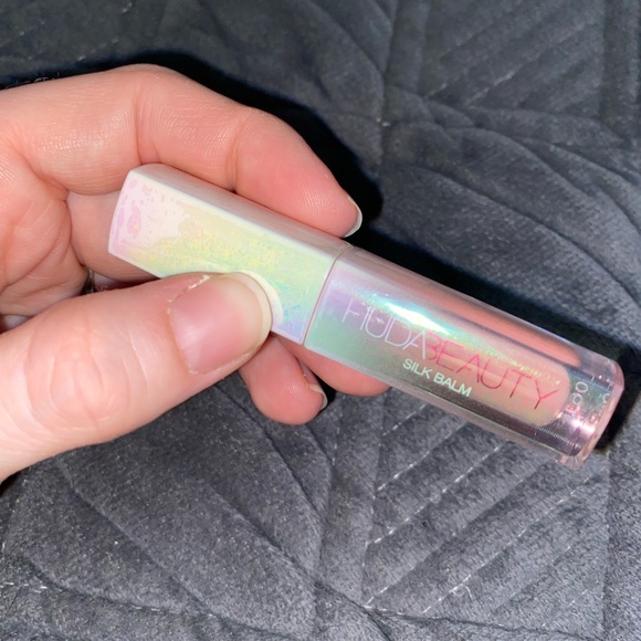 February 2023 Ipsy Glam Bag - Picture 6 of 10